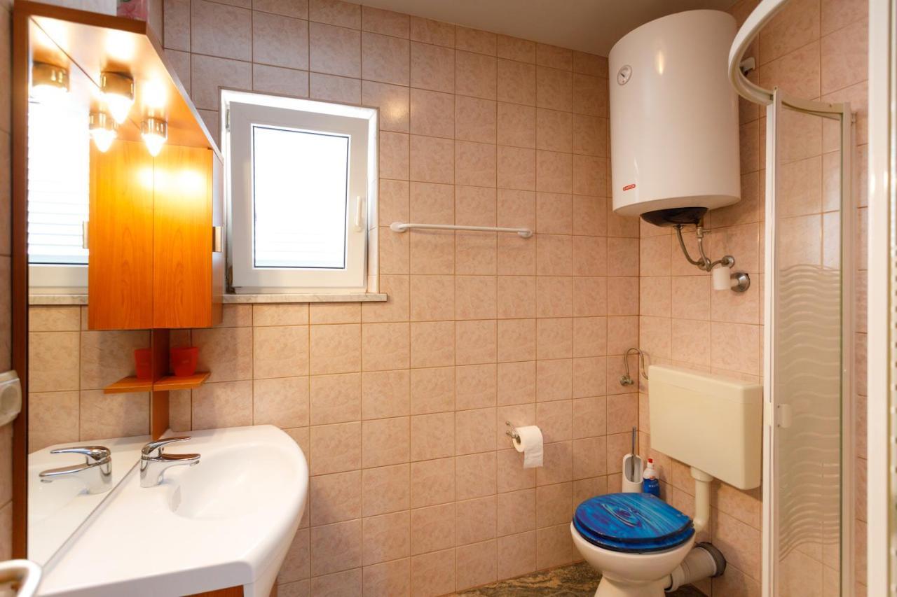 Apartments Lacic Krk Town Kültér fotó