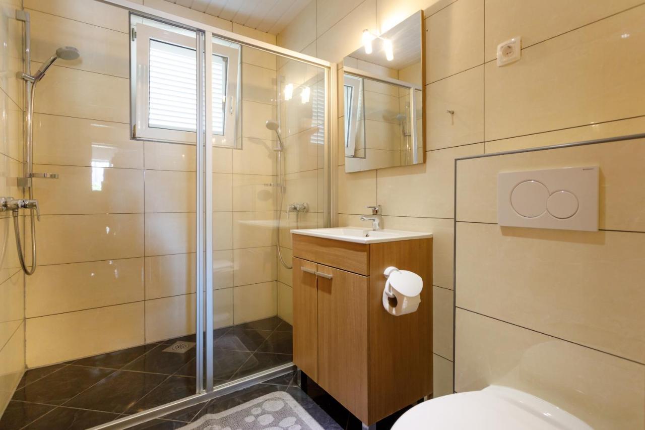 Apartments Lacic Krk Town Kültér fotó