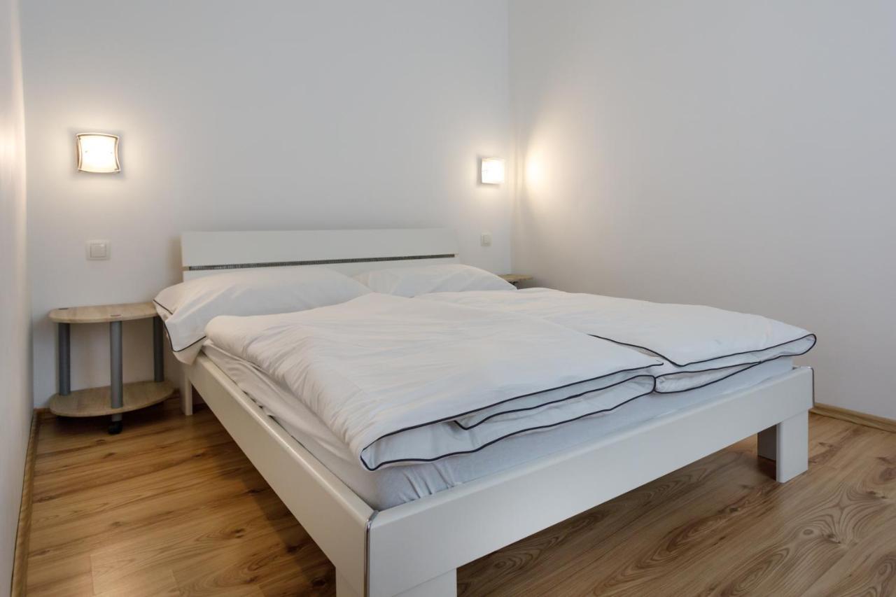 Apartments Lacic Krk Town Kültér fotó
