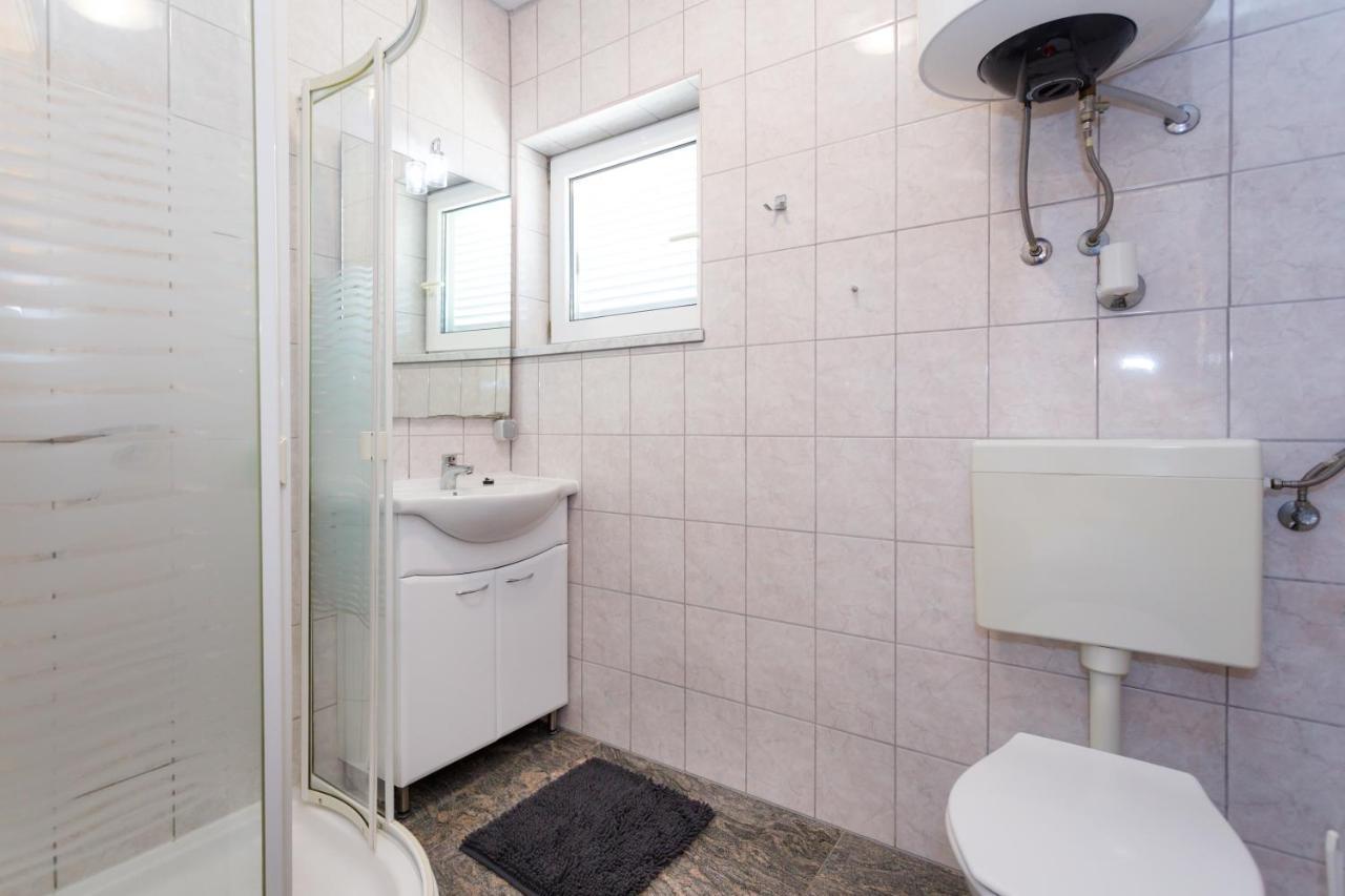 Apartments Lacic Krk Town Kültér fotó