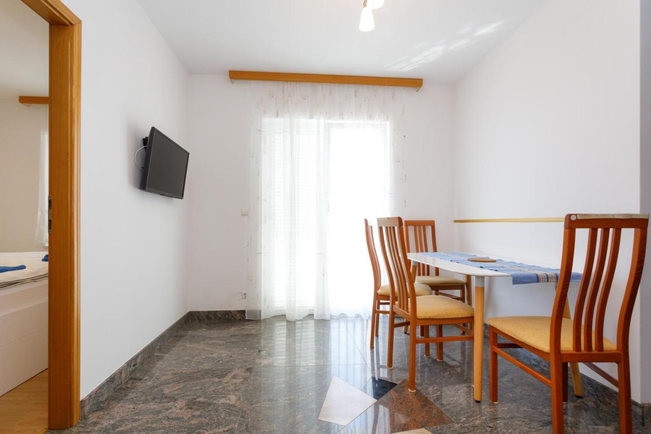 Apartments Lacic Krk Town Kültér fotó